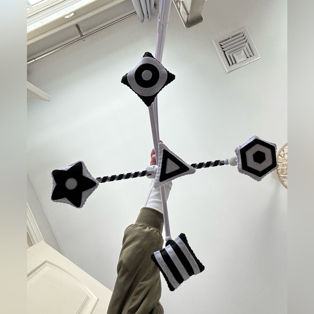 Baby mobile crib mount